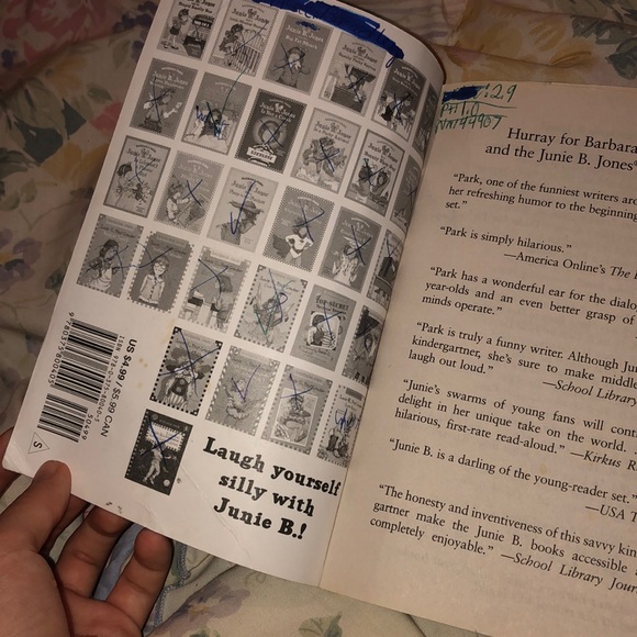 🌟5 for $20🌟Junie B. Jones books - Picture 4 of 4
